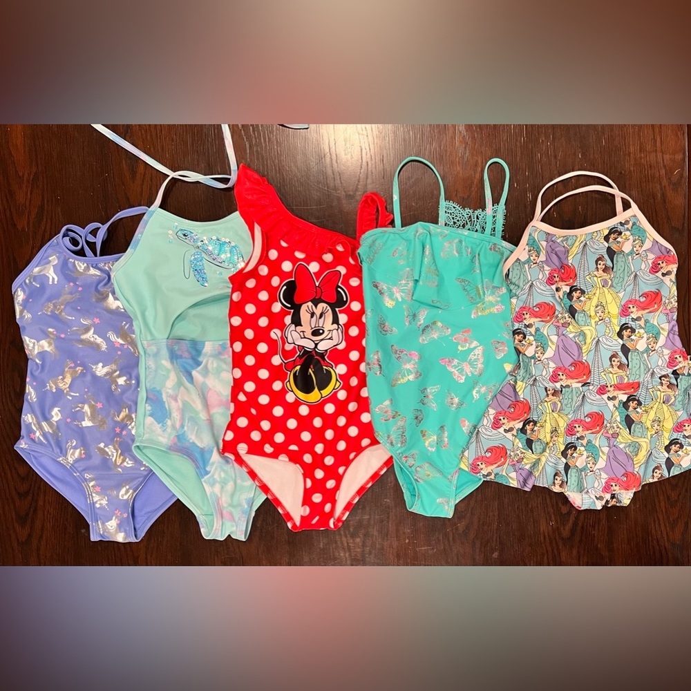 5 beautiful complete swimsuits